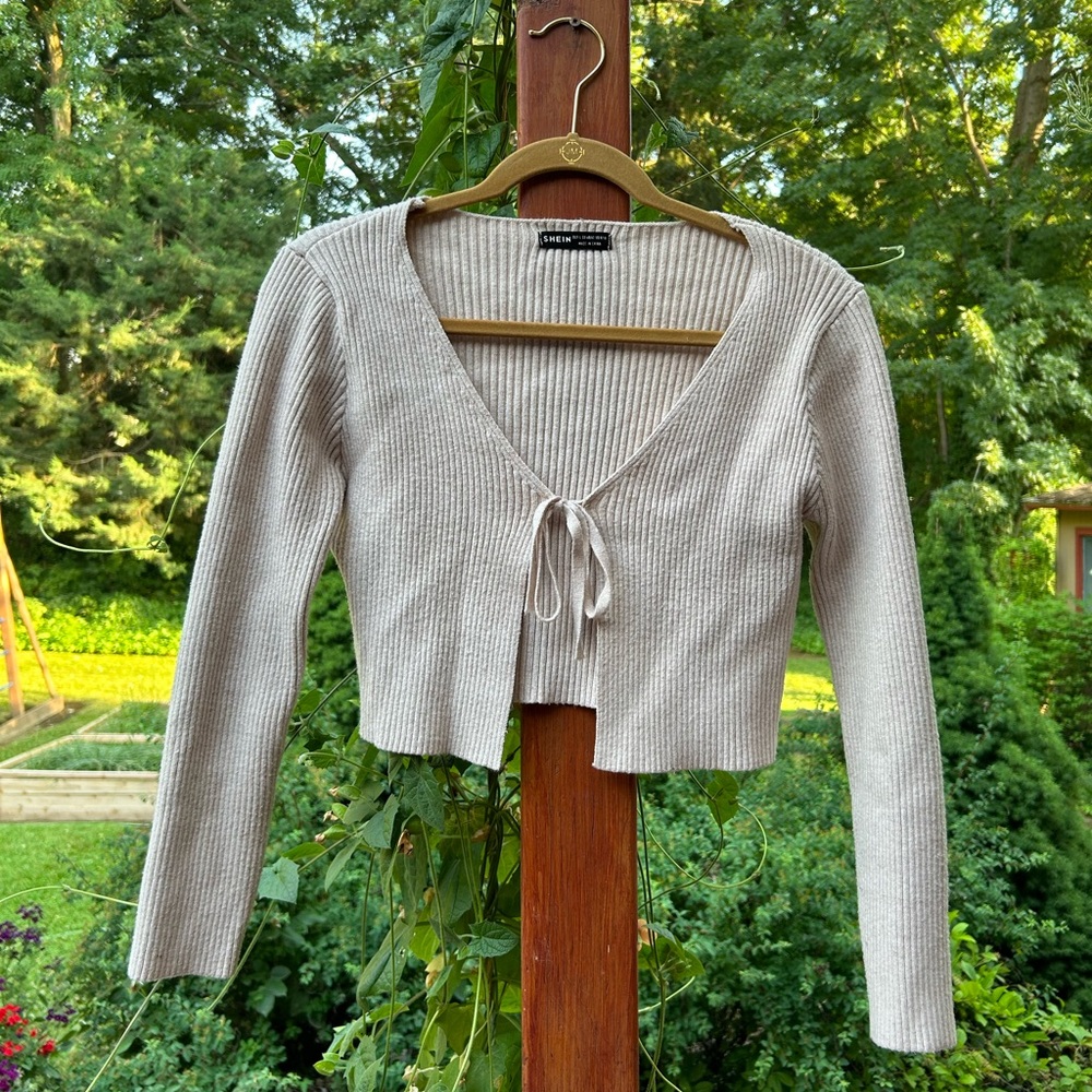 Cream-Colored Tie-Front Cropped Ribbed Cardigan
